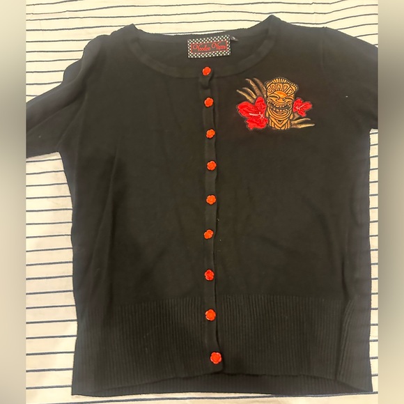 Voodoo Vixen Black Tiki Cardigan with Red Floral Embroidery - Picture 11 of 16